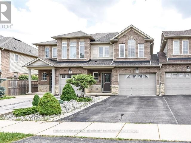 apartment at 37 CORNERSTONE DRIVE, Hamilton, Ontario, L8J0A1