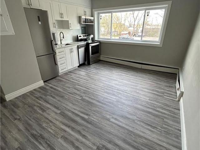 apartment at 385 MELVIN Avenue Unit# 205, Hamilton, Ontario, L8H2K6