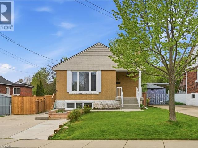 apartment at 38 DUNKIRK Drive Unit# B