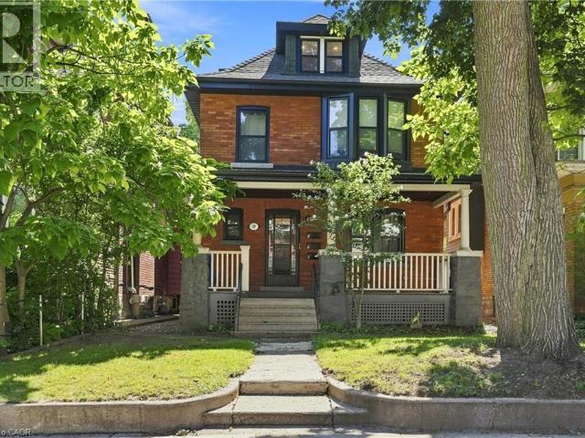 apartment at 39 GARFIELD Avenue S Unit# 2