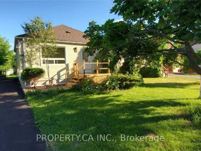 apartment at 39 FARRELL AVENUE, Toronto, Ontario, M2R1C7