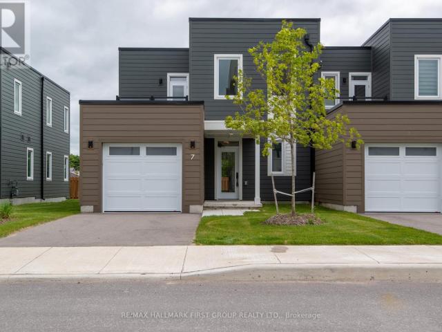 apartment at 7 19 WEST STREET, Kawartha Lakes, Ontario, K0M1N0