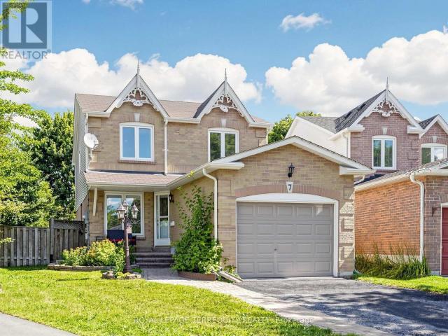 apartment at 7 YORKVILLE COURT, Clarington, Ontario, L1E2A7