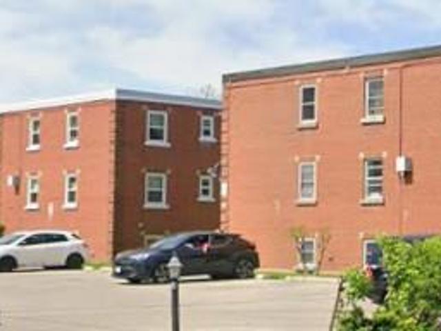 apartment at 7 APPLEWOOD Avenue Unit# 10