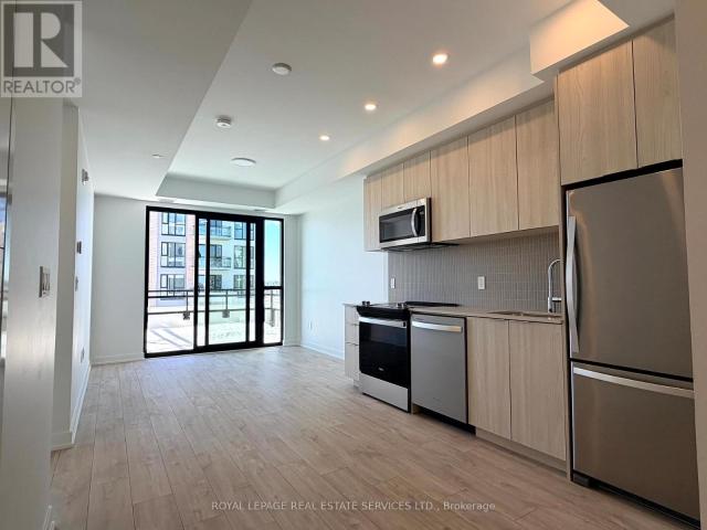 apartment at 404 – 750 WHITLOCK AVENUE