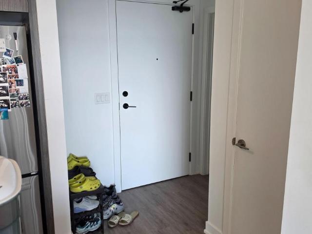 apartment at 405 – 600 NORTH SERVICE ROAD