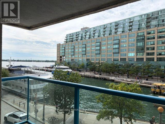 apartment at 409 77 HARBOUR SQUARE, Toronto, Ontario, M3B3N2