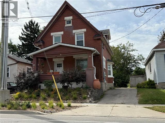 apartment at 401 COURTLAND Avenue E Unit# Main, Kitchener, Ontario, N2G2W3