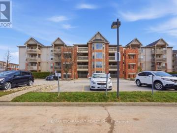 Apartment for rent in Halton - Parking