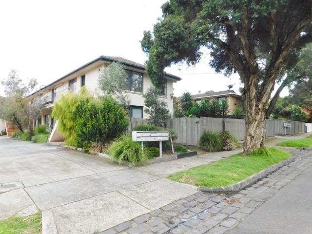 apartment at 4/1 St Bernards Road, Alphington