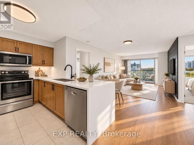 apartment at 427 – 18 HARDING BOULEVARD W