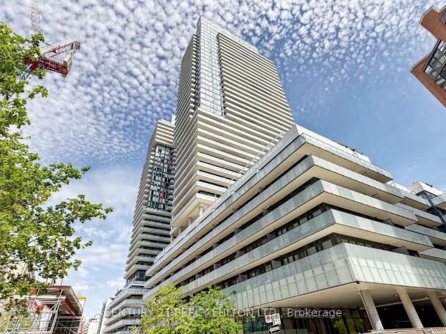 apartment at 4207 161 ROEHAMPTON AVENUE, Toronto, Ontario, M4P1P9