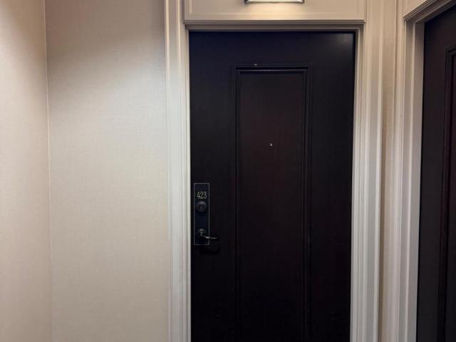 apartment at 423 385 PRINCE OF WALES DRIVE, Mississauga, Ontario, L5B0C6