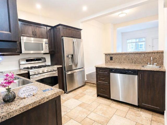 apartment at 43 CARR STREET, Toronto, Ontario, M5T1B6