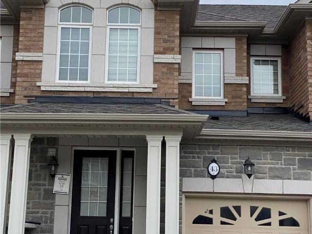 apartment at 43 HOGAN MANOR DRIVE, Brampton, Ontario, L7A4V3