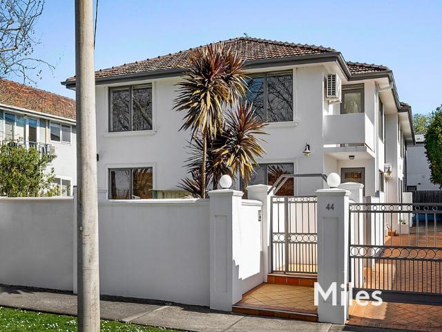 apartment at 4/44 Alphington Street, Alphington