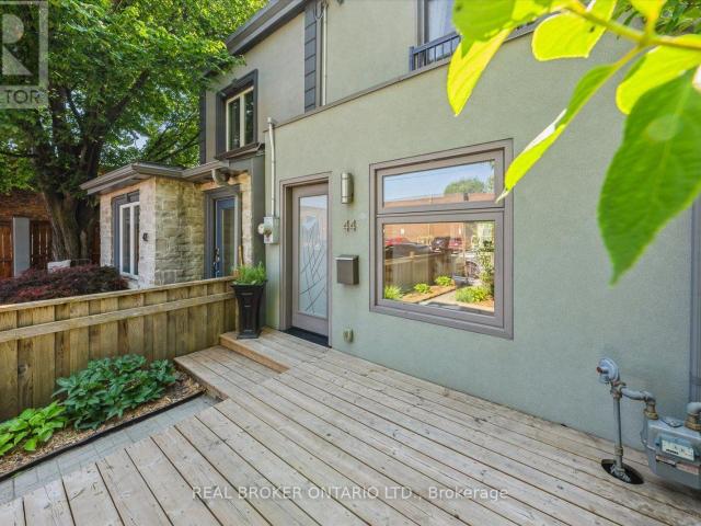 apartment at 44 LOGAN AVENUE