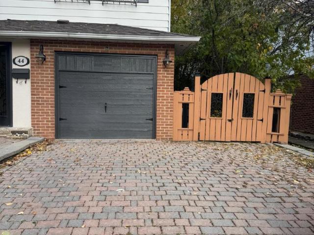 apartment at 44 ROYAL ORCHARD BOULEVARD, Markham, Ontario, L3T3C5