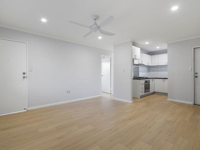 apartment at 4/59 Livingstone Street, Yeerongpilly, Australia