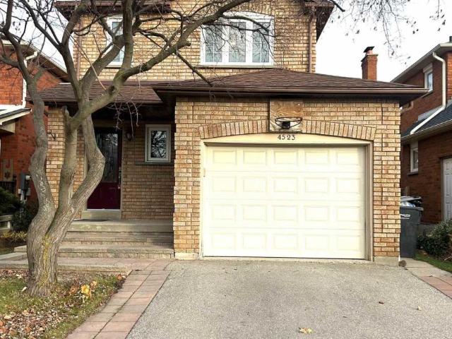 apartment at 4523 KIMBERMOUNT AVENUE, Mississauga, Ontario, L5M4J4