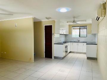 apartment at 4/67 Shakespeare Street, East Mackay,Australia