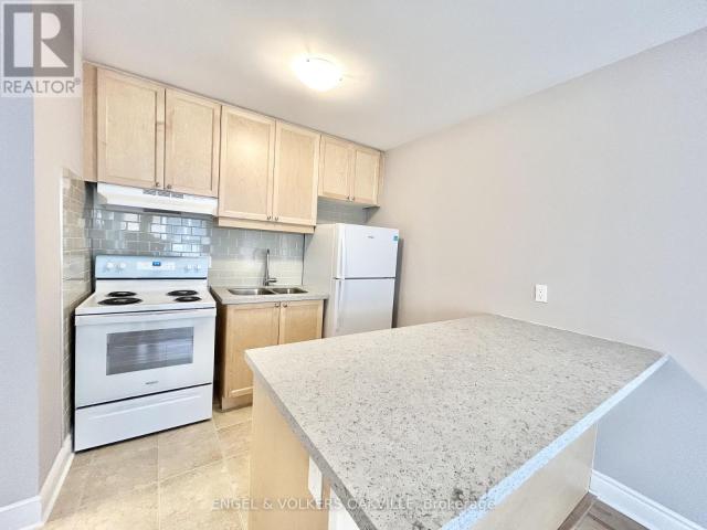apartment at 4 100 TWENTY FIFTH STREET, Toronto, Ontario, M8V3P9