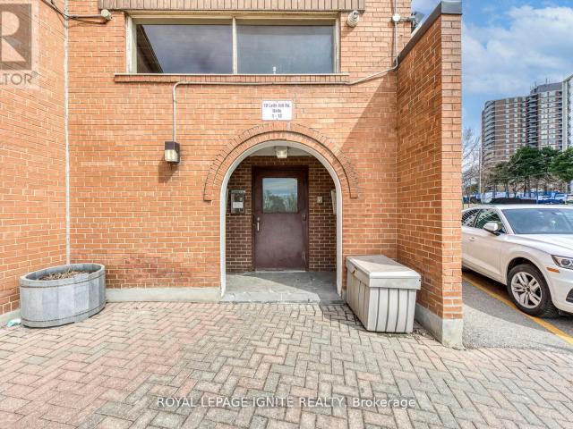 apartment at 4 10 LEITH HILL ROAD, Toronto, Ontario, M2J1Z2