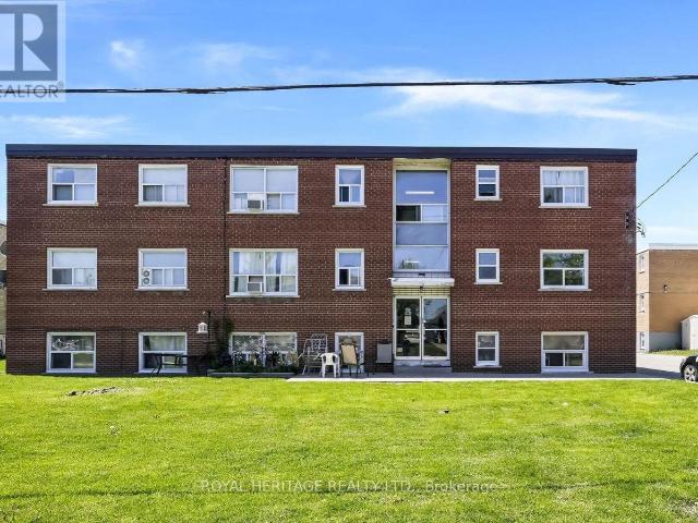 apartment at 4 300 MONTRAVE AVENUE, Oshawa, Ontario, L1J4S2