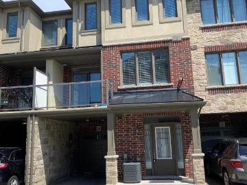 apartment at 4 WORKMAN LANE