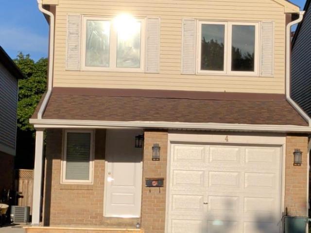 apartment at 4 MALABAR CRESCENT, Brampton, Ontario, L6S3X8