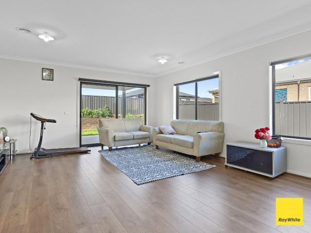 apartment at 4 Pederson Drive, Huntly, VIC 3551