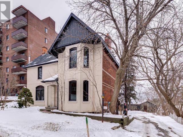 apartment at 4U – 167 COLLIER STREET