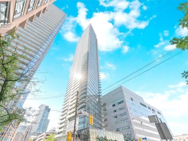 apartment at 505 – 832 BAY STREET