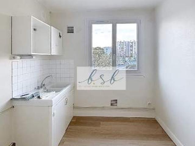 Apartment at 50 Saint Lô, ST LO, 50000, France
