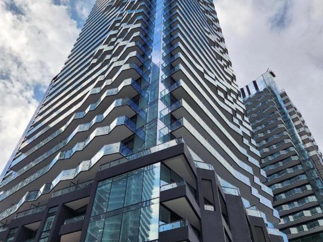 apartment at 518S – 110 BROADWAY AVENUE
