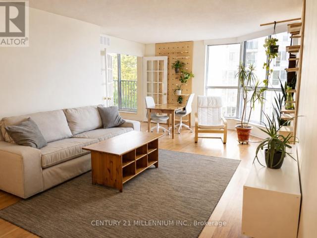 apartment at 510 – 140 DUNLOP STREET E