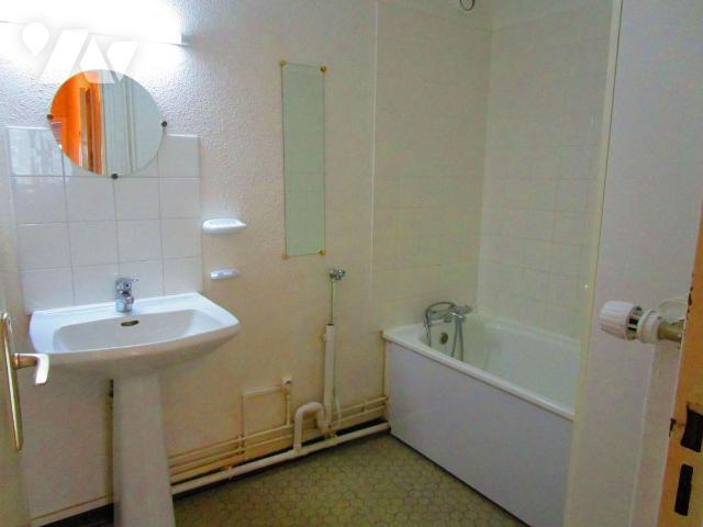 Apartment at 51 Saint Memmie, ST MEMMIE, 51470, France