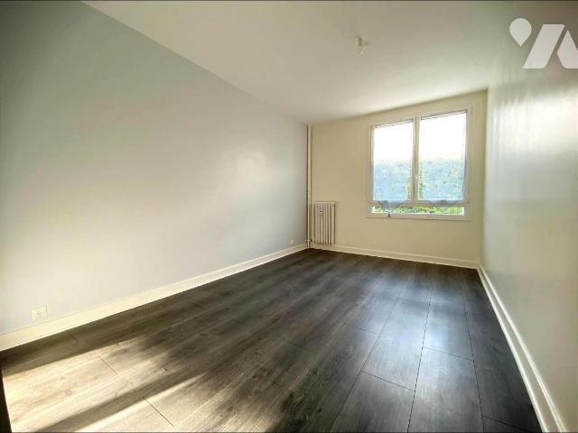 Apartment at 51 Tinqueux, TINQUEUX, 51430, France