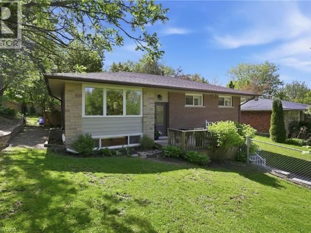 apartment at 52 GRAND Avenue, Caledonia, Ontario, N3W2J5