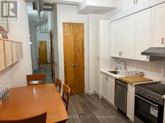 apartment at 538 155 DALHOUSIE STREET, Toronto, Ontario, M5B2P7