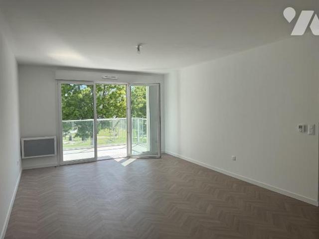 Apartment at 53 Huisserie, L HUISSERIE, 53970, France
