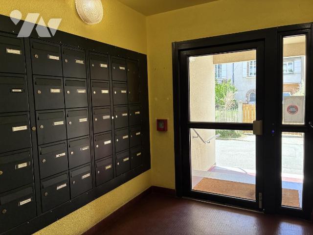 Apartment at 53 Laval, LAVAL, 53000, France
