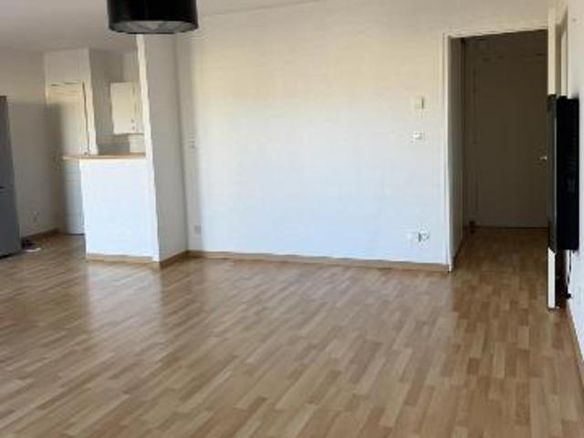 Apartment at 53 Laval, LAVAL, 53000, France