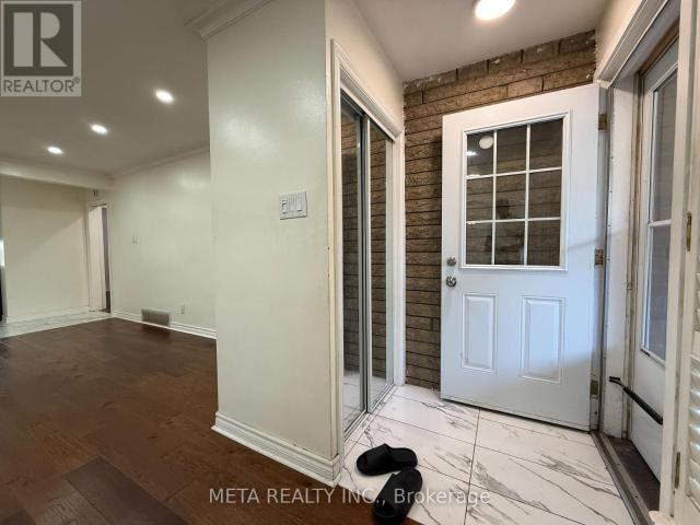 apartment at 556 MCCOWAN ROAD, Toronto, Ontario, M1J1J8