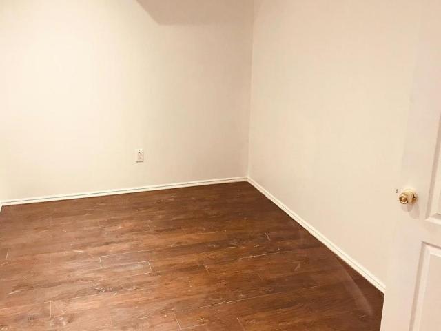 apartment at 5592 HIGHBANK ROAD, Mississauga, Ontario, L5M6E4