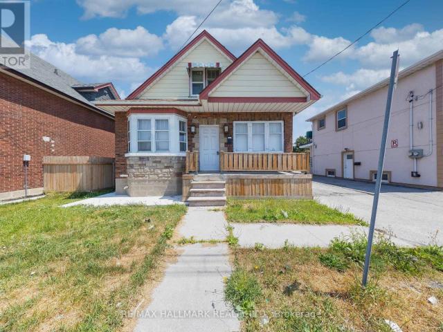 apartment at 559 RITSON ROAD S