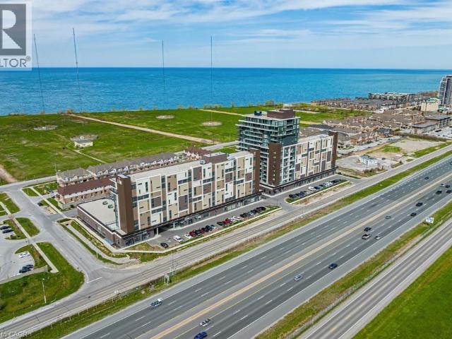 apartment at 550 NORTH SERVICE Road Unit# 609