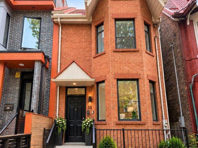 apartment at 55 HURON STREET, Toronto, Ontario, M5T2A6