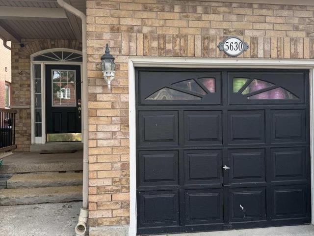 apartment at 5630 LONGBOAT AVENUE