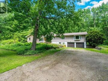 apartment at 563 6TH CON RD WEST ROAD